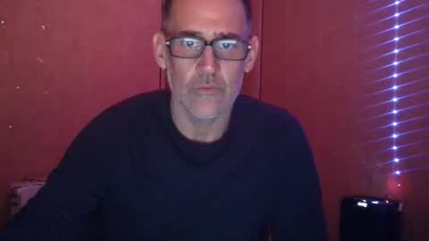 markbcnx online show from 12/03/25, 08:18