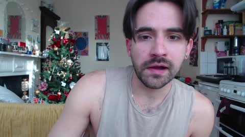 Snapshot of marke97 chatting on 12/21/24, 11:01 Mark online show from 12/21/24, 11:01