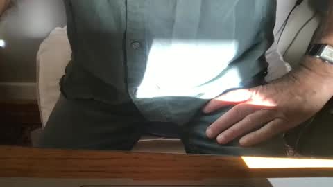 Snapshot of marklondonguy2023 chatting on 09/22/25, 09:11 marklondonguy2023 online show from 09/22/25, 09:11