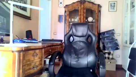 markmarkmark00 online show from 12/26/24, 10:05