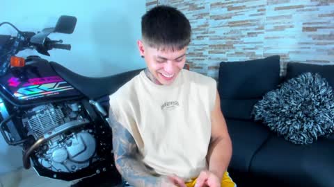 Snapshot of marko_toro__ chatting on 01/13/25, 06:06 Sebastian online show from 01/13/25, 06:06