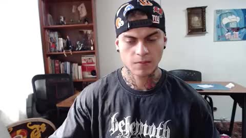 Snapshot of marko_toro__ chatting on 11/18/25, 06:56 Sebastian online show from 11/18/25, 06:56