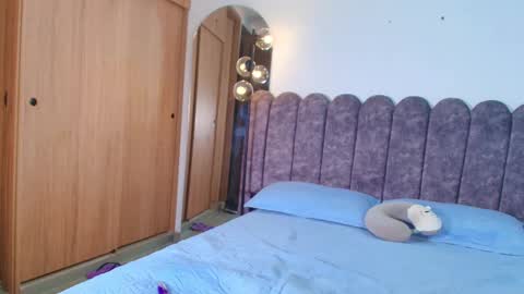 Snapshot of marko_toro__ chatting on 11/25/25, 04:45 Sebastian online show from 11/25/25, 04:45