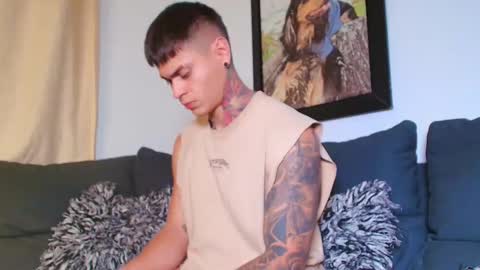 Snapshot of marko_toro__ chatting on 11/30/25, 03:21 Sebastian online show from 11/30/25, 03:21