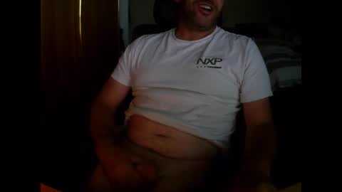 Snapshot of markoboy34 chatting on 12/18/24, 01:23 Matt Kung online show from 12/18/24, 01:23