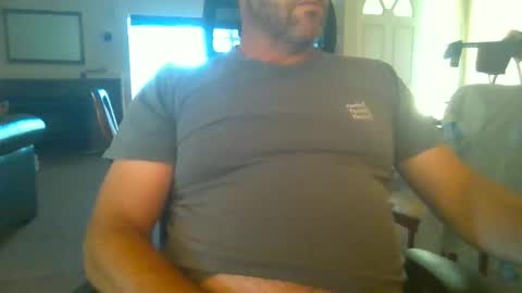 Snapshot of markoboy34 chatting on 03/04/26, 04:07 Matt Kung online show from 03/04/26, 04:07