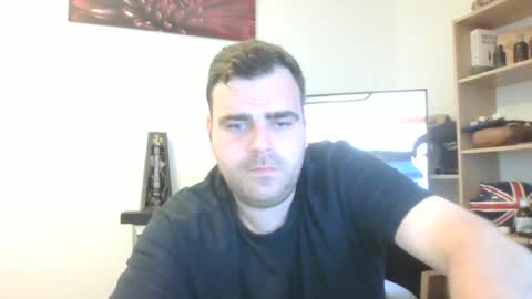 Snapshot of markoluggin chatting on 06/20/26, 08:11 markoluggin online show from 06/20/26, 08:11