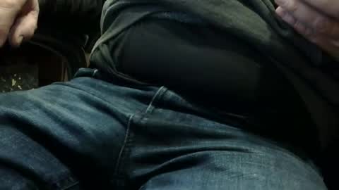 Snapshot of markpanier chatting on 03/10/26, 04:06 markpanier online show from 03/10/26, 04:06