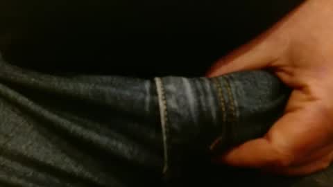 Snapshot of marksone chatting on 10/28/25, 02:31 marksone online show from 10/28/25, 02:31