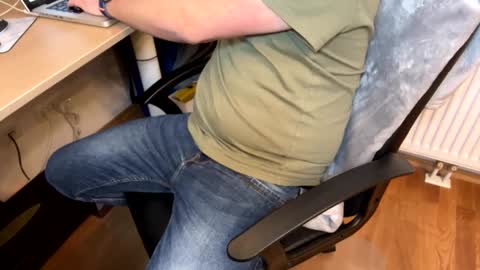 Snapshot of markus1987graz chatting on 03/04/25, 10:46 markus1987graz online show from 03/04/25, 10:46