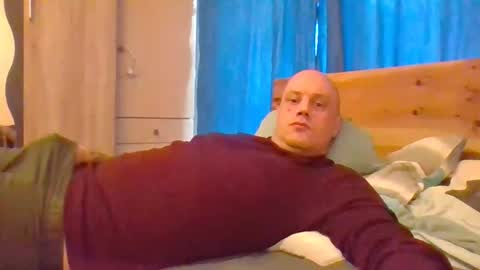 markus_7 online show from 10/25/25, 11:40