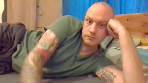 markus_7 online show from 12/16/25, 10:09