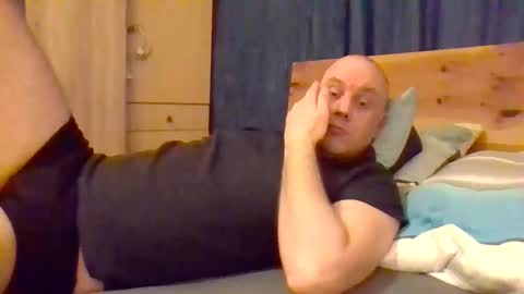markus_7 online show from 05/05/26, 06:38