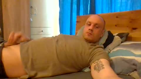 markus_7 online show from 06/09/26, 06:47