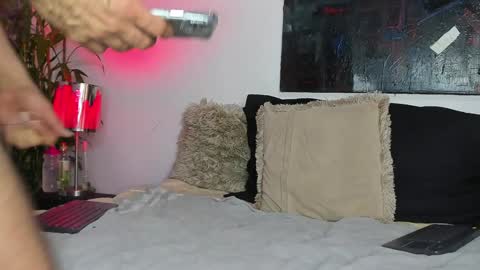 Snapshot of markus_latin chatting on 12/02/24, 04:42 Markus latin online show from 12/02/24, 04:42