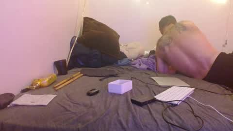 Snapshot of markymark101825061 chatting on 01/02/25, 10:48 markymark101825061 online show from 01/02/25, 10:48