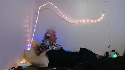 Snapshot of markymark101825061 chatting on 02/01/25, 02:47 markymark101825061 online show from 02/01/25, 02:47