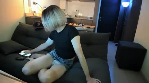 Snapshot of marla85 chatting on 06/09/26, 12:22 marla85 online show from 06/09/26, 12:22
