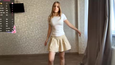 Snapshot of marlenagehlert chatting on 10/02/25, 02:13 Olivia online show from 10/02/25, 02:13