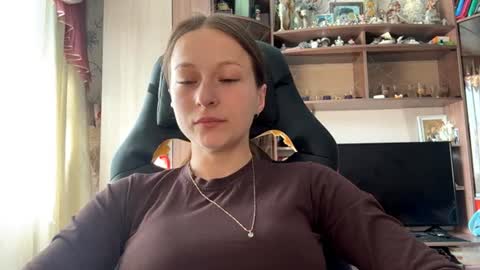Snapshot of marlenahuit chatting on 06/10/26, 05:28 Lena online show from 06/10/26, 05:28