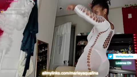 Snapshot of marleymadness9 chatting on 12/05/25, 03:09 MarleyAquafina online show from 12/05/25, 03:09