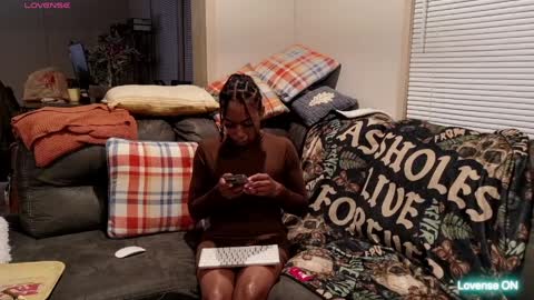 Snapshot of marleymadness9 chatting on 04/04/26, 07:50 MarleyAquafina online show from 04/04/26, 07:50