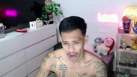 marlmoreno10 online show from 07/08/26, 12:48