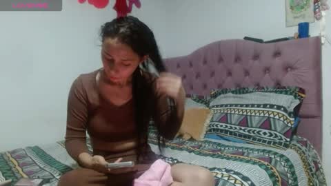 Snapshot of marly_hottest chatting on 09/16/25, 01:45 marly_hottest online show from 09/16/25, 01:45