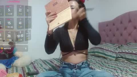 Snapshot of marly_hottest chatting on 09/26/25, 02:10 marly_hottest online show from 09/26/25, 02:10