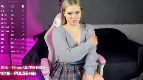 Liza online show from 12/17/24, 05:36