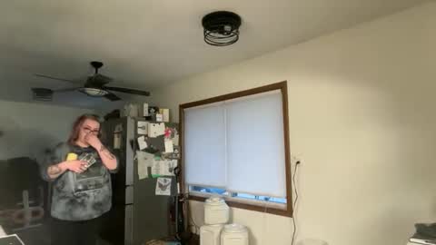 maroon_moon online show from 11/15/25, 10:15