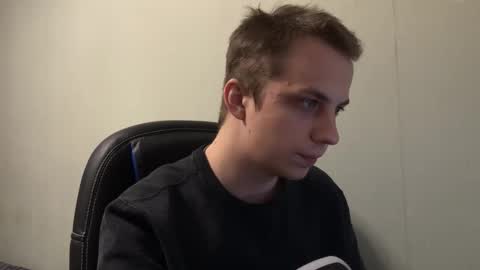 Snapshot of maroooa chatting on 02/11/26, 06:57 Marko online show from 02/11/26, 06:57