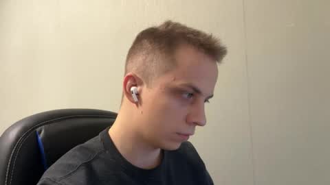 Snapshot of maroooa chatting on 02/20/26, 07:25 Marko online show from 02/20/26, 07:25