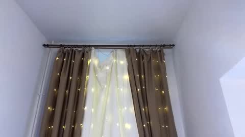 Marrie online show from 09/18/25, 07:21