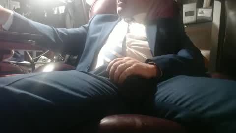 Snapshot of marrieddad19751975 chatting on 01/08/26, 03:03 only fans marrieddad19751975 online show from 01/08/26, 03:03