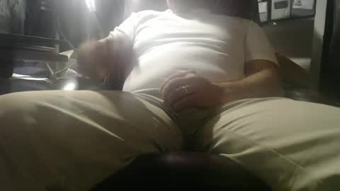 Snapshot of marrieddad19751975 chatting on 01/15/26, 09:03 only fans marrieddad19751975 online show from 01/15/26, 09:03