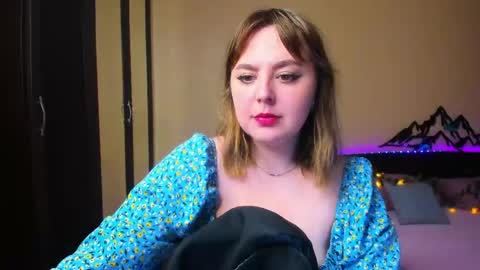 Snapshot of marry_evans_ chatting on 05/06/26, 01:36 marry_evans_ online show from 05/06/26, 01:36