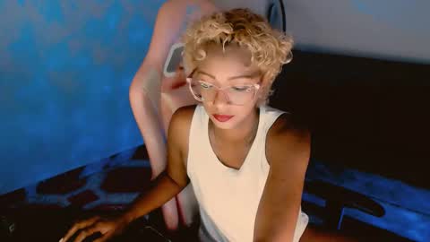 May online show from 11/18/25, 02:43