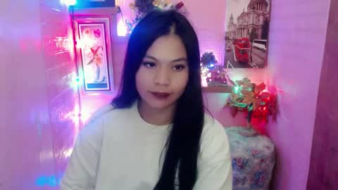 Wenwen online show from 12/03/24, 11:33