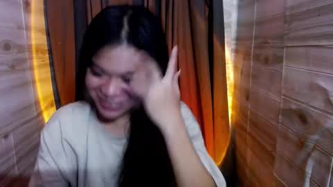 Wenwen online show from 12/09/24, 12:19