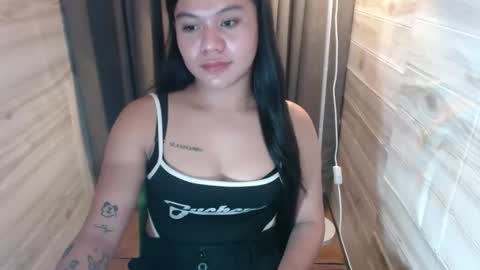 Wenwen online show from 12/15/24, 03:24