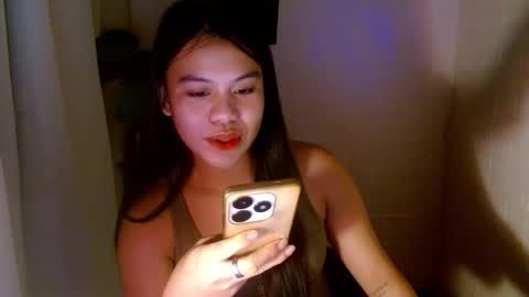 Wenwen online show from 02/03/25, 12:15