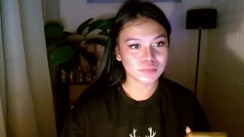 Wenwen online show from 02/04/25, 07:29