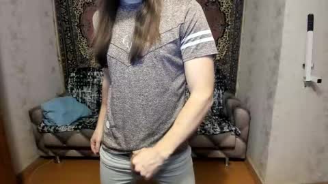 Snapshot of marryplz chatting on 02/20/25, 03:52 Alan online show from 02/20/25, 03:52