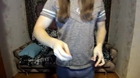 Snapshot of marryplz chatting on 03/10/25, 10:55 Alan online show from 03/10/25, 10:55