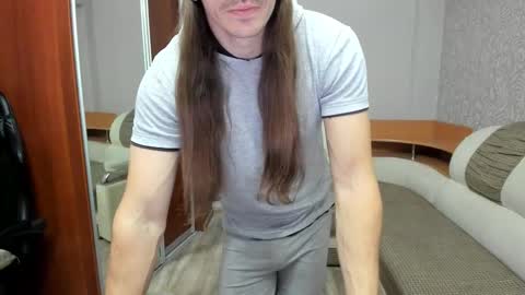 Snapshot of marryplz chatting on 10/17/25, 11:13 Alan online show from 10/17/25, 11:13