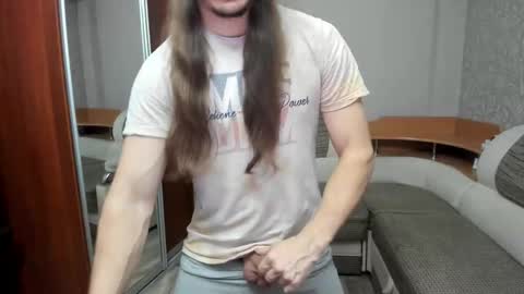 Snapshot of marryplz chatting on 11/21/25, 06:06 Alan online show from 11/21/25, 06:06