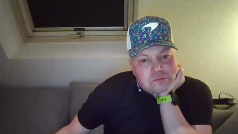 mars0481 online show from 12/15/24, 04:59