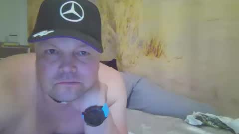 mars0481 online show from 09/17/25, 06:31