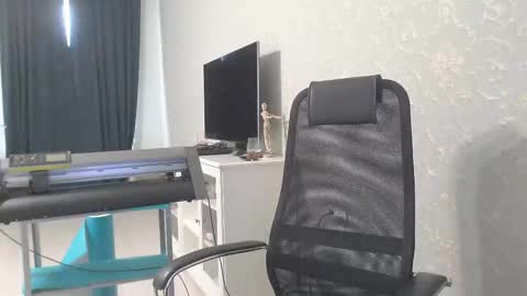 Marselle online show from 02/24/25, 10:59